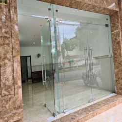 Cho thuê mặt tiền và /hoặc tầng 2 làm văn phòng, kinh doanh