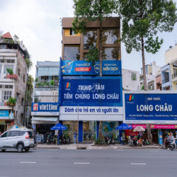 Cho thuê nhà MT đường 3/2, P10, Quận 10. DT: 10x30m. Trệt 3 lầu