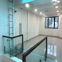 Cho thuê văn phòng 79, Mai Thị Lựu, Tân Định, Q1, 90 triệu, 350m2