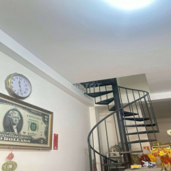 Bán nhà 2 lầu, hẻm riêng tư cạnh PNJ, ACB Đại Lộ Đồng Khởi (Giảm sâu)