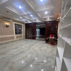 Cho thuê Mặt Tiền KD Bà Hom Q6 Tp.HCM