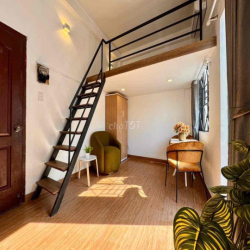 Căn Hộ Duplex Ban Công 40m2 Ngay Thành Thái