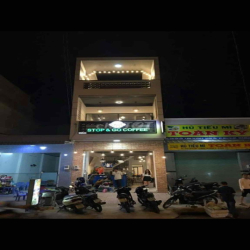 Nhà MT Tên Lửa 4x25,3.5 tấm,4 phòng nhà đẹp