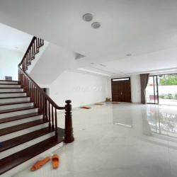 CHÍNH CHỦ CẦN CHO THUÊ BIỆT THỰ KĐT VĂN PHÚ HÀ ĐÔNG THANG MÁY