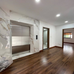 CHÍNH CHỦ CẦN CHO THUÊ BIỆT THỰ KĐT VĂN PHÚ HÀ ĐÔNG THANG MÁY