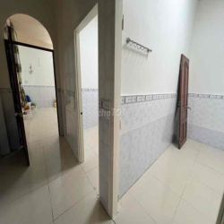 🌹🌹🌹 NHÀ THUÊ DT KHỦNG - HẺM 1716 HTP - GIÁP Q7 - SÂN BỰ 🌹🌹🌹