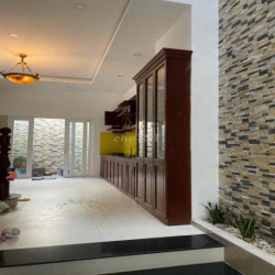 cho thuê nhà nguyên căn gần chợ đầu mối thủ đức