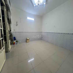 🌹🌹🌹 NHÀ THUÊ DT KHỦNG - HẺM 1716 HTP - GIÁP Q7 - SÂN BỰ 🌹🌹🌹