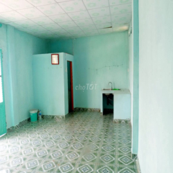 NHÀ CHO THUÊ GIÁ RẺ CÓ SÂN RỘNG