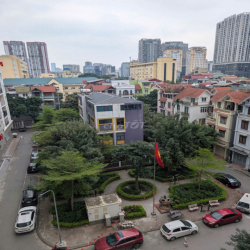 Chính chủ cho thuê Căn 606 tòa nhà CT1 ngõ 62 Trần Bình.