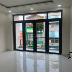 16 TRIỆU 4 PHÒNG QUẬN 11 Cho Thuê nhà hẻm 1/ Hàn Hải Nguyên F9 Q11  Di