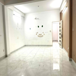 CHO THUÊ TOÀ NHÀ LÀM CHDV 5*25m 6LẦU  HXT PHẠM VĂN BẠcH