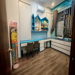 Cho thuê nhà biệt thự. Nội thất đẹp