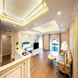 Cho thuê khách sạn Sát Phố Cổ , 80 phòng