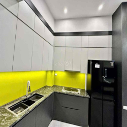 Cho thuê nhà nguyên căn Lai Xá DT 45m 5 tầng 4PN full đồ 8 triệu