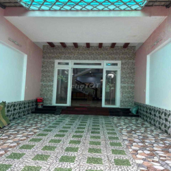 CHO THUÊ CĂN NHÀ 6 PHÒNG NGỦ 1 PHÒNG KHÁCH 1 BẾP ĐƯỜNG NHƯA