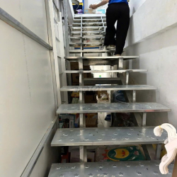 Nhà mặt tiền đường Kha Vạn Cân, phường Linh Đông, Tp HCM, ngang 8m