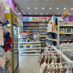 Nhà mặt tiền đường Kha Vạn Cân, phường Linh Đông, Tp HCM, ngang 8m