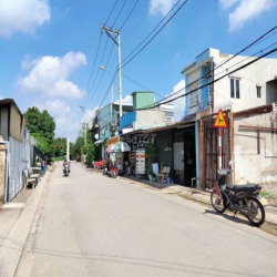 nhà vườn mặt tiền nhựa gần chợ chữ s.