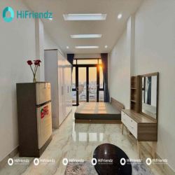 CHO THUÊ CĂN HỘ STUDIO BAN CÔNG 30m2 FULL NỘI THẤT , THANG MÁY SÁT Q10