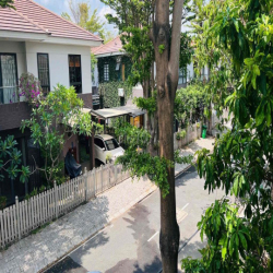 cho thuê biệt thự Camellia khu Mizuki giá 25tr