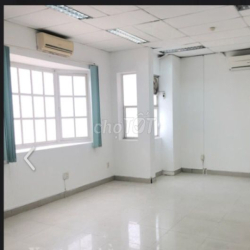 Văn phòng Quận 1 giá 12 triệu(30m2)tòa nhà Lê Thị Hồng Gấm