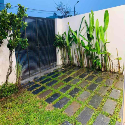 CHO THUÊ BIỆT THỰ CAO CẤP 4 PHÒNG NGỦ CÓ SÂN VƯỜN HỒ BƠI RIÊNG KHU NAM