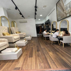 Mặt bằng giá rẻ 8tr500 Cách Mạng Tháng 8 - Tân Bình