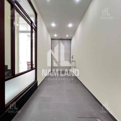 🔥 HOT Q2 | Villa Mới Đẹp Gần Cầu Sài Gòn - Gara Ô Tô - 4 Phòng Ngủ Giá