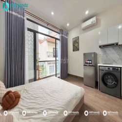 PHÒNG BAN CÔNG FULL NỘI THẤT CAO CẤP NGAY ETOWN CỘNG HOÀ GIÁP QUẬN 10