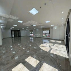 MT TÒA NHÀ MỚI XÂY LŨY BÁN BÍCH SIÊU ĐẸP