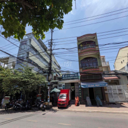 Mặt bằng, nhà nguyên căn 6x40 , nga 3 Hoàng văn thụ và Ngô Mây
