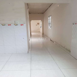 Nhà nguyên căn rộng rãi 90m, 2pn gần Lò Lu, Lã Xuân Oai 