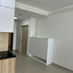 Cho thuê 2PN-2WC,67m2, giá 5.8 triệu,vào ở ngay, có ban công riêng