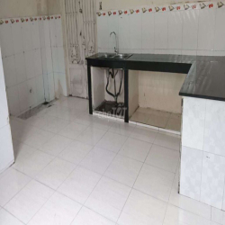 Nhà nguyên căn rộng rãi 90m, 2pn gần Lò Lu, Lã Xuân Oai 