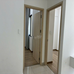 Cho thuê 2PN-2WC,67m2, giá 5.8 triệu,vào ở ngay, có ban công riêng