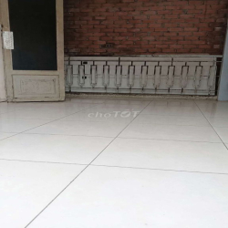 Nhà nguyên căn rộng rãi 90m, 2pn gần Lò Lu, Lã Xuân Oai 