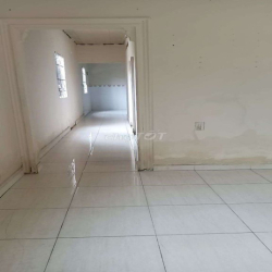 Nhà nguyên căn rộng rãi 90m, 2pn gần Lò Lu, Lã Xuân Oai 