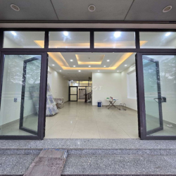 CHỈ TỪ 17.9TR/THÁNG - SỞ HỮU MBKD VIEW HỒ, MẶT TIỀN 5M, XE TẢI ĐỖ CỬA