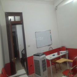 Nhà mặt đường Hoàng Quốc Việt, Diện tích 65m2 x 5 tầng,  mặt tiền 5m