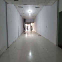MB KHO XƯƠNG ĐƯỜNG XE TẢI MB NHƯ HÌNH ẢNH GIÁP Tân BÌNH