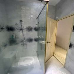 CHO NỮ THUÊ PHÒNG TRỌ Q4 GẦN ĐH LUẬT & CÁC QUẬN TRUNG TÂM