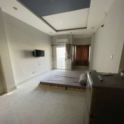 CHO NỮ THUÊ PHÒNG TRỌ Q4 GẦN ĐH LUẬT & CÁC QUẬN TRUNG TÂM