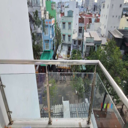 CHO NỮ THUÊ PHÒNG TRỌ Q4 GẦN ĐH LUẬT & CÁC QUẬN TRUNG TÂM