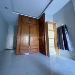 CHO NỮ THUÊ PHÒNG TRỌ Q4 GẦN ĐH LUẬT & CÁC QUẬN TRUNG TÂM