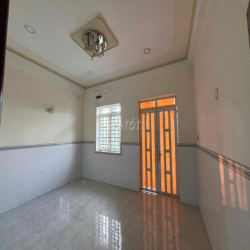 cho thuê nhà nguyên căn 3 lầu kdc chợ bình điền