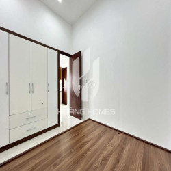 Ngay Global City - căn 1PN giá cực ổn có luôn ban công