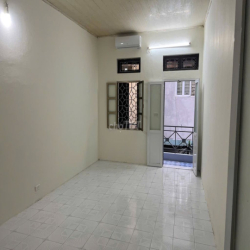  NHÀ ĐẸP NGAY TRUNG TÂM, 2 TẦNG PHÙ HỢP CHO CÁC HỘ GIA ĐÌNH