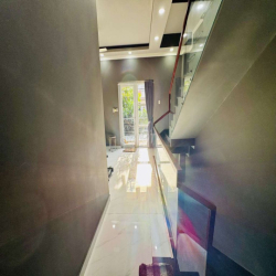 NHÀ LIỀN KỀ 4PN 5WC - 3 TẦNG - PARK RIVERSIDE LIÊN PHƯỜNG Q9