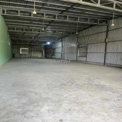 MT CHO THUÊ BÀ ĐIỂM 10x20m CÓ PHÒNG 1WC